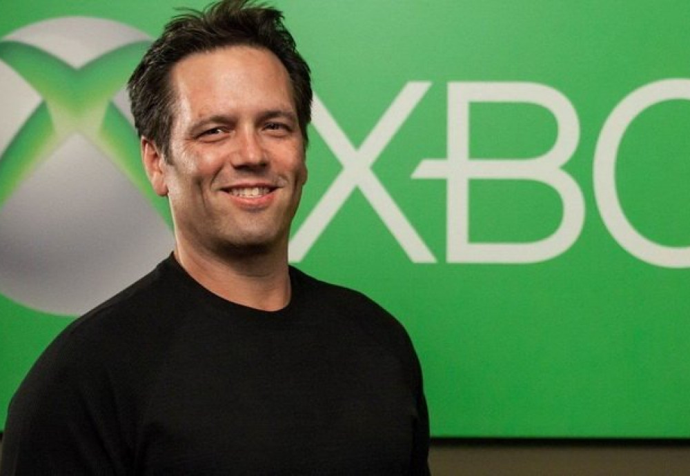 Глава Xbox Фил Спенсер раскритиковал конкурентов за продажу консольных игр на ПК